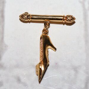 👠 Fendi Zucca Zucchino Shoe Charm Brooch · Gold-Tone · 1.75" Tall 👠